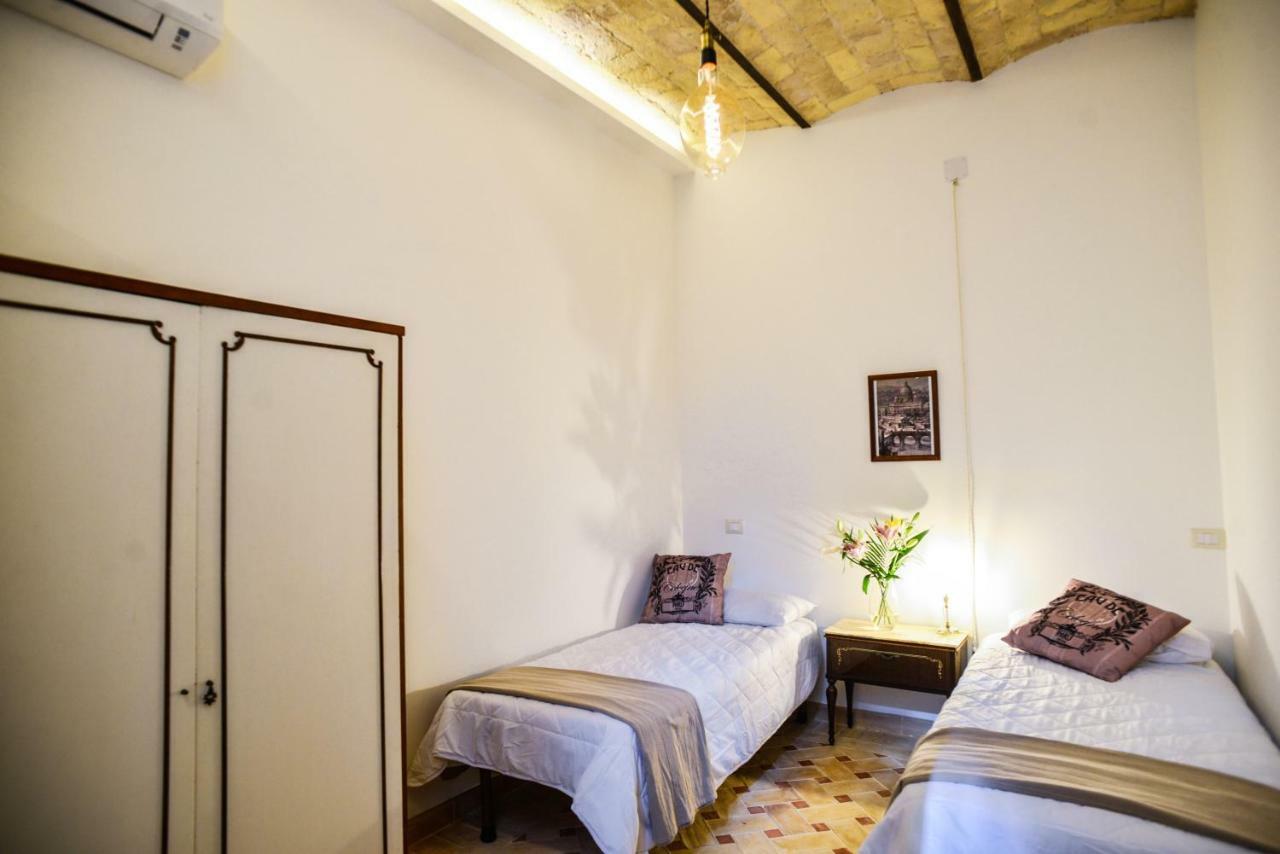 St. Petrus Et Aurelia Apartment Rome Exterior photo